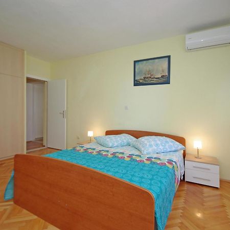 Apartments Ribarevic Makarska Zimmer foto