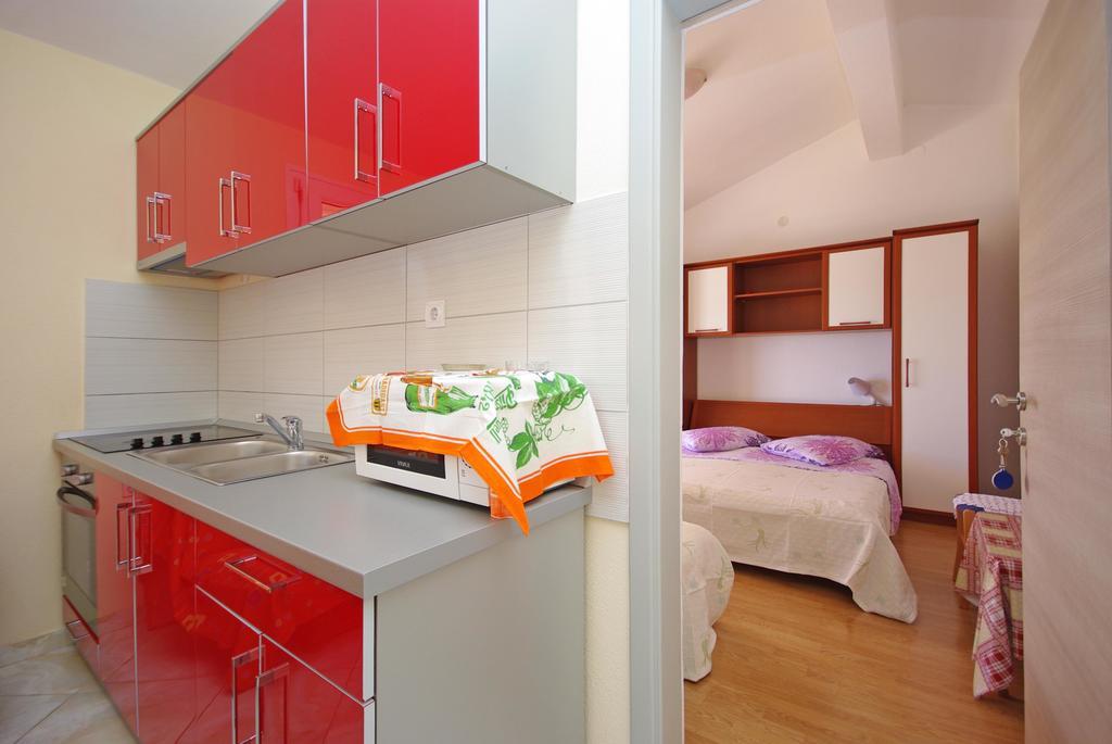 Apartments Ribarevic Makarska Exterior foto