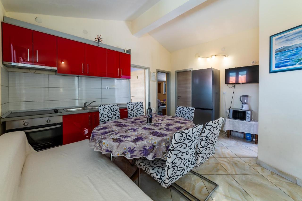 Apartments Ribarevic Makarska Exterior foto