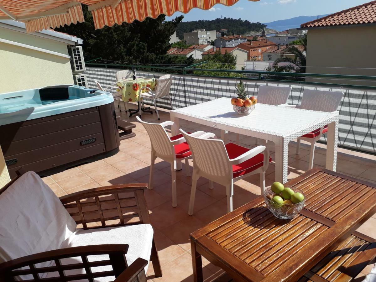Apartments Ribarevic Makarska Exterior foto