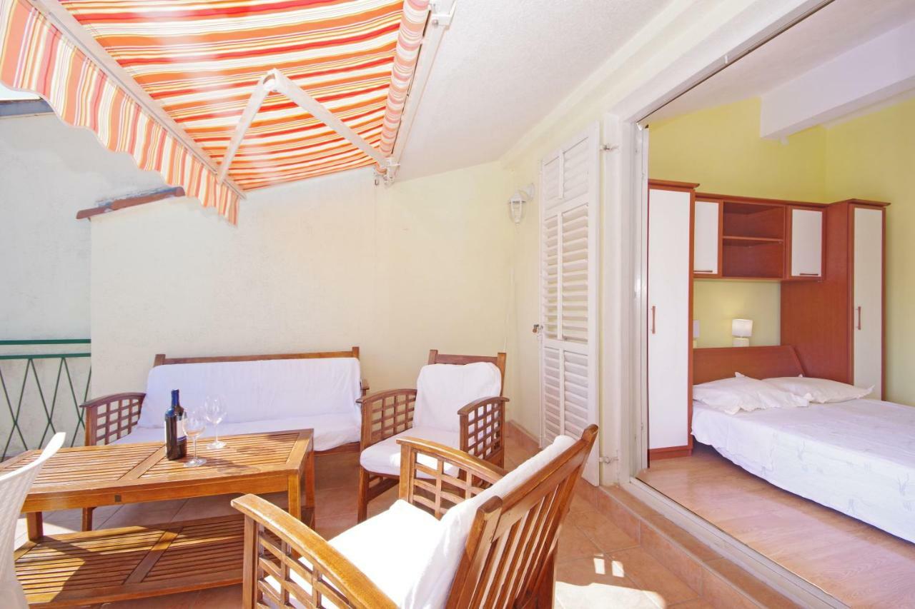 Apartments Ribarevic Makarska Exterior foto